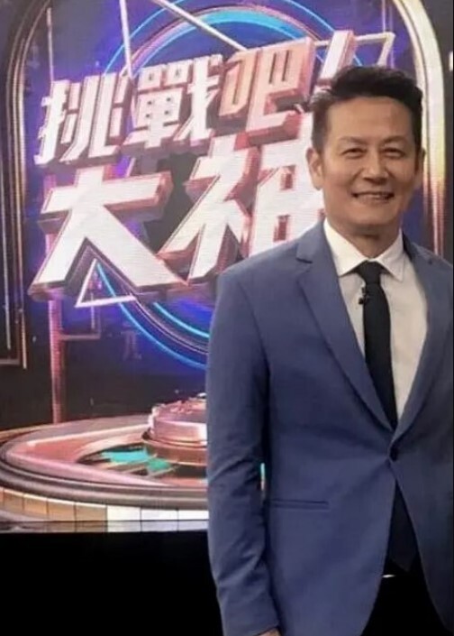 JUR-134 我曾经喜欢的青梅竹马，现在竟然变成了一个性欲旺盛的巨型男生，因此我不止一次沉浸在与他 - 国产色情网